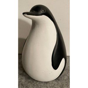 Ceramic Penquin 6.50 inches Tall  #1181